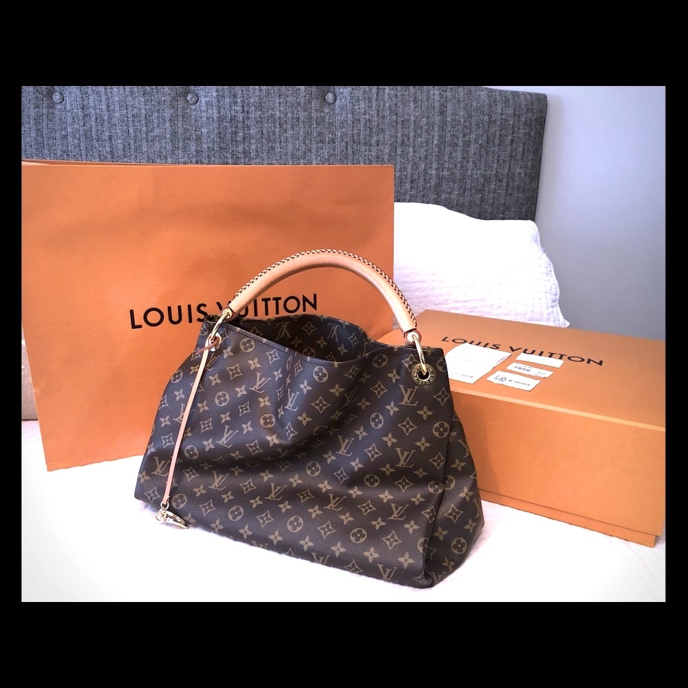 💎💎✨Authentic Louis Vuitton Artsy MM M40249💎💎